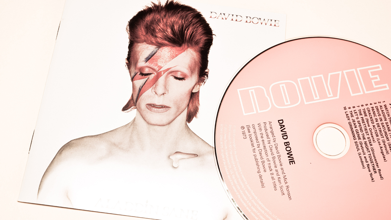 波宝钱包App || David Bowie Estate在区块链上放置＆＃039; Bowie＆＃039;NFTS，销售会受